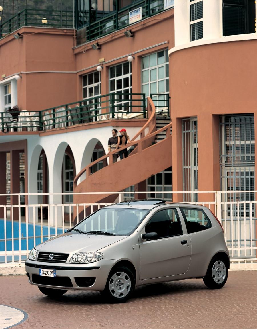  Fiat Punto 2003 года  (фото 48 из 67)
